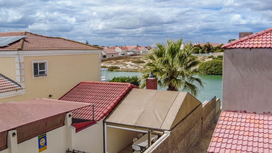 8 Bedroom Property for Sale in Port Owen Western Cape